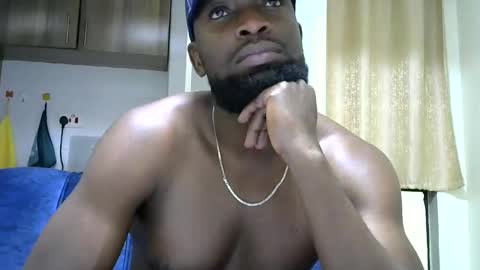 Snapshot of handsome_king30 chatting on February 9, 8:56 pm handsome king online show from February 9, 8:56 pm