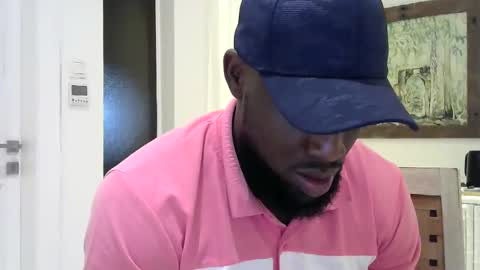 Snapshot of handsome_king30 chatting on February 10, 7:07 pm handsome king online show from February 10, 7:07 pm