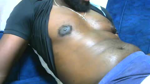 Snapshot of handsome_king30 chatting on September 11, 9:37 pm handsome king online show from September 11, 9:37 pm