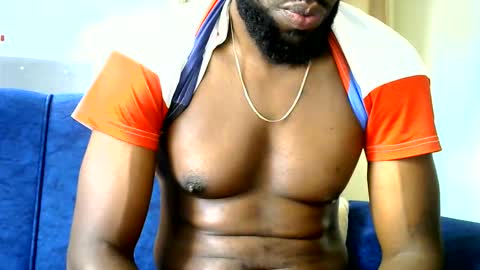 Snapshot of handsome_king30 chatting on June 11, 9:18 am handsome king online show from June 11, 9:18 am