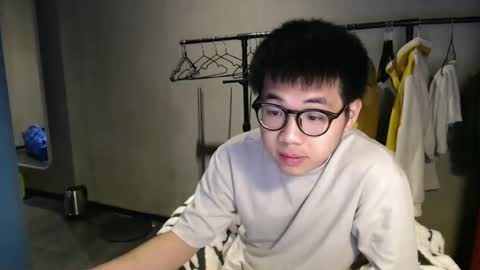 handsome_mannn online show from February 8, 2:04 am