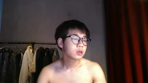 handsome_mannn online show from September 28, 7:41 pm