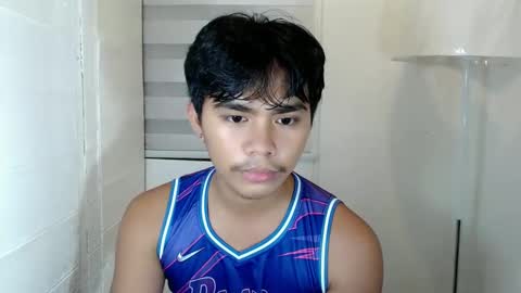 handsome_vanana online show from February 9, 3:45 pm