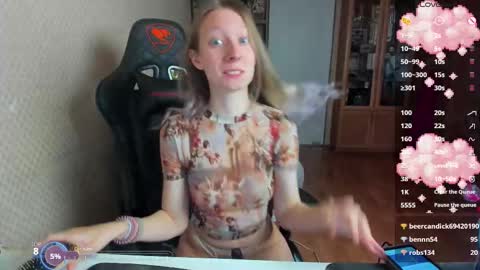 Mila online show from October 11, 9:19 am