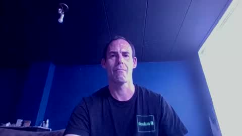 handsomeguy4ever online show from October 19, 2:40 pm