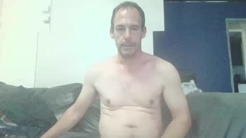 handsomeguy4ever online show from October 24, 9:06 am