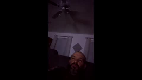 handsomejoe334 online show from December 18, 10:21 am