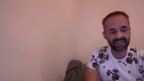 handsomepenis20cm online show from October 23, 1:16 am