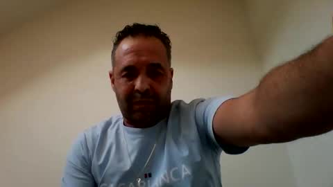 handsomepenis20cm online show from March 4, 3:18 pm