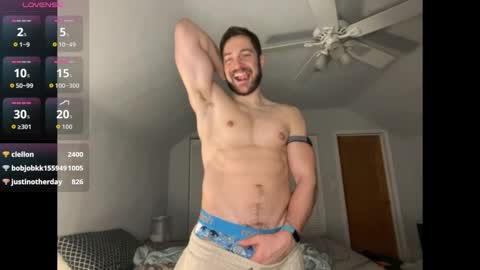 handsumhung online show from February 3, 1:37 am