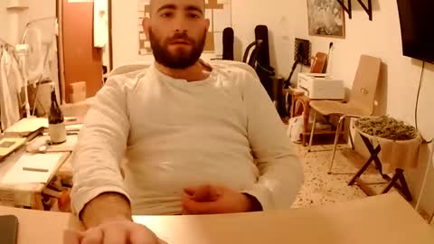 Snapshot of handyboy991 chatting on October 18, 11:33 am handyboy991 online show from October 18, 11:33 am