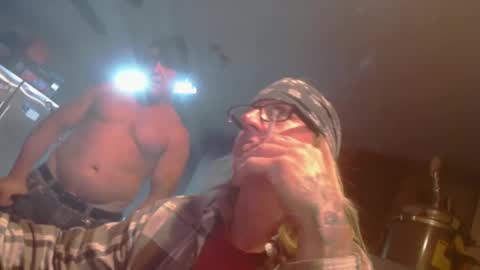 Snapshot of handyman5303 chatting on December 5, 8:55 am Handystudman online show from December 5, 8:55 am