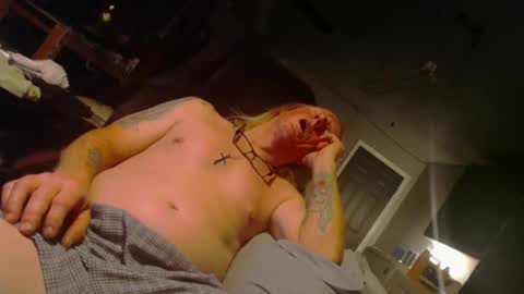 Snapshot of handyman5303 chatting on February 18, 6:59 am Handystudman online show from February 18, 6:59 am