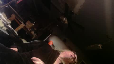 Snapshot of handyman5303 chatting on March 5, 12:11 pm Handystudman online show from March 5, 12:11 pm