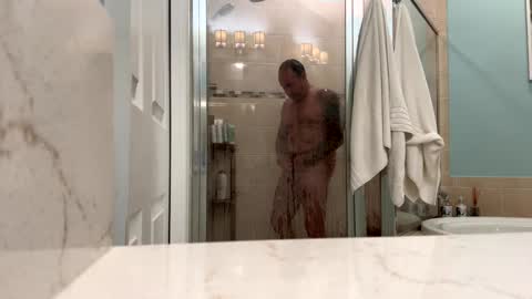 hangit0ut online show from October 14, 11:22 am