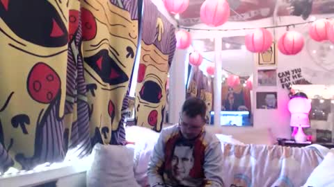 Snapshot of hankrams chatting on November 18, 6:56 pm hank rams online show from November 18, 6:56 pm