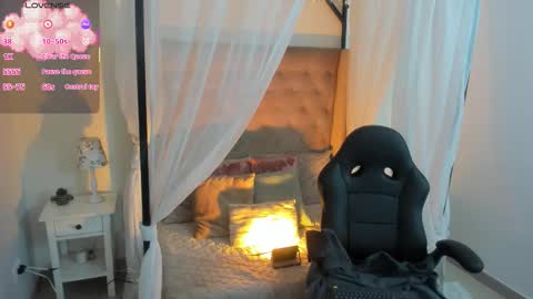 hanna  online show from December 18, 3:23 am