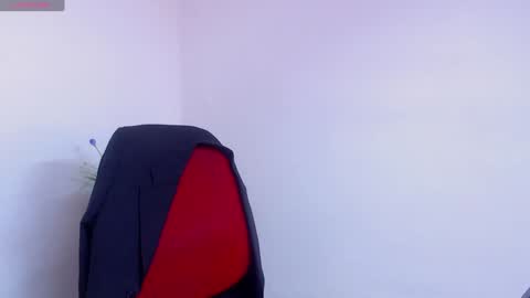 Sara online show from February 5, 4:58 pm