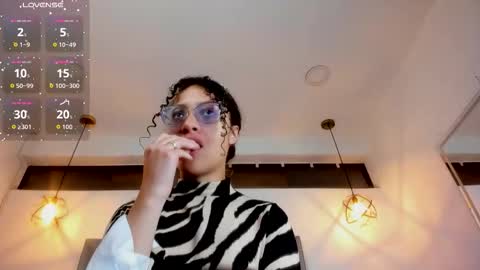 HANNA online show from February 4, 2:01 pm