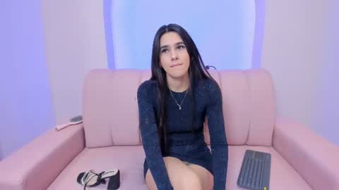 Hanna Foxi online show from June 27, 12:10 pm