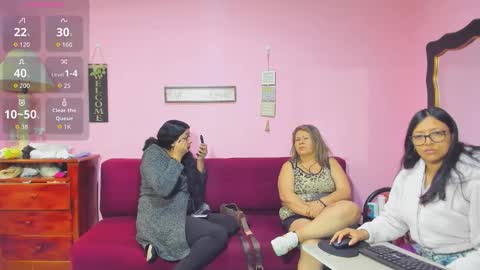 Hanna online show from November 21, 1:21 pm