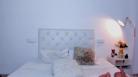 hanna milano online show from January 6, 11:31 pm