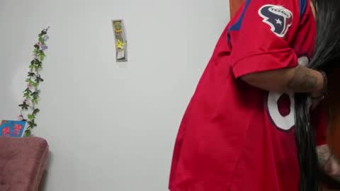 Camila online show from January 2, 5:50 pm