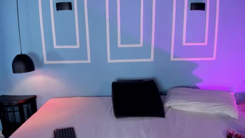 Snapshot of hannaa_zc chatting on October 8, 11:30 am hanna online show from October 8, 11:30 am