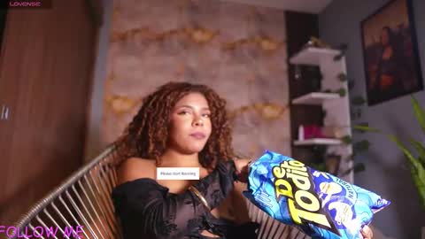 Snapshot of hannachris chatting on February 9, 1:09 am Hanna online show from February 9, 1:09 am