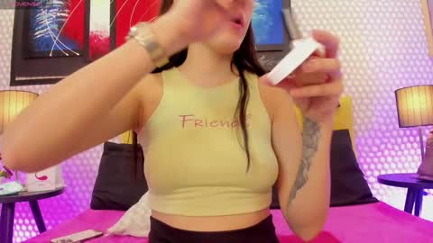 Hanna online show from November 27, 3:41 am