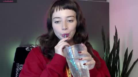 HannahHexx online show from March 10, 2:16 am