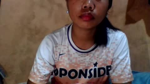 Snapshot of hannah_sweet018 chatting on July 17, 6:09 am hannah_sweet018 online show from July 17, 6:09 am