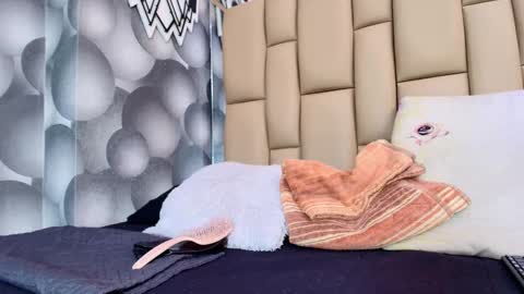 hannah_teehn online show from November 5, 7:14 pm