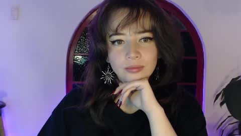 Hannah online show from December 19, 3:29 am