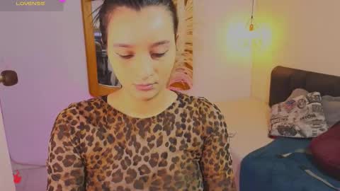 Snapshot of hannah_williams1 chatting on February 1, 2:43 am Hannah Williams online show from February 1, 2:43 am