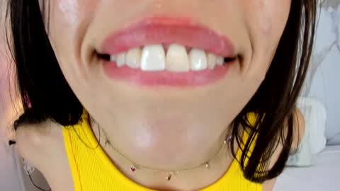 Hannahill69 online show from December 28, 7:33 am