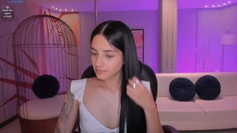 HANNAH J online show from January 13, 8:37 pm