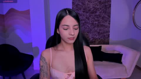 HANNAH J online show from February 26, 6:54 pm