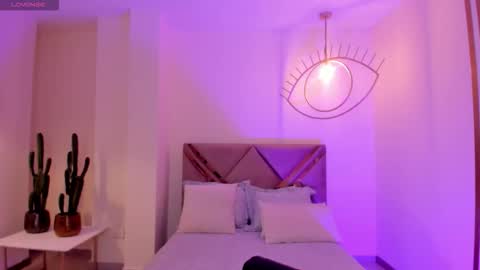 HANNAH J online show from October 3, 6:49 pm