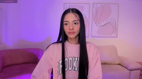 Snapshot of hannahjamesx chatting on February 22, 11:42 am HANNAH J online show from February 22, 11:42 am