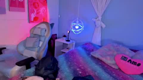 Hannah online show from October 14, 11:33 am