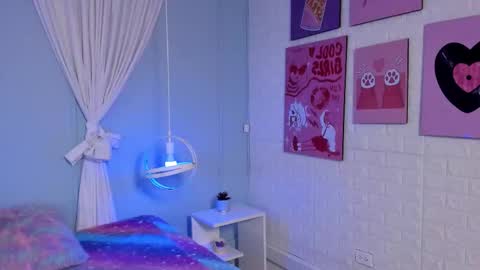 Hannah online show from November 10, 12:04 pm