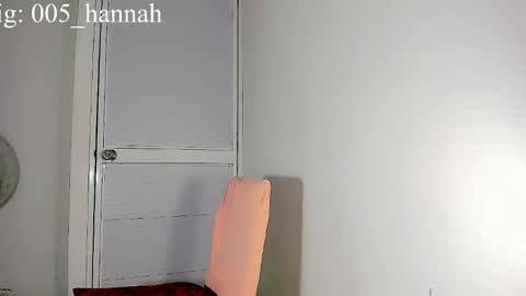 hannahsmit_ online show from October 12, 2:21 am