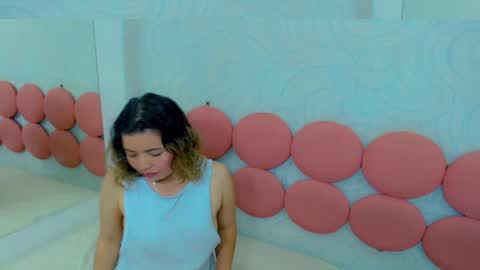hanna online show from February 9, 12:17 am