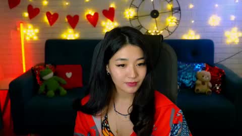 hannarosie online show from February 24, 8:25 pm