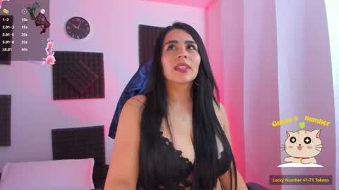 Hanna  online show from November 1, 3:03 pm