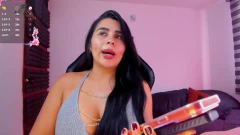 Hanna  online show from January 16, 8:57 pm