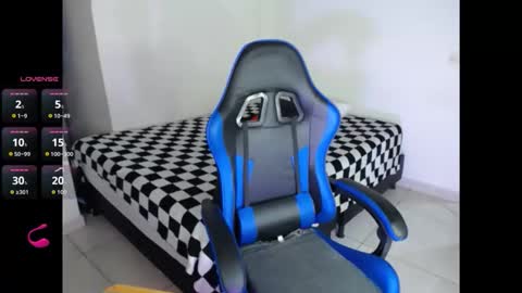 hanna online show from April 14, 1:33 am