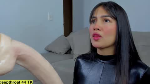 Hanna online show from October 17, 2:08 pm