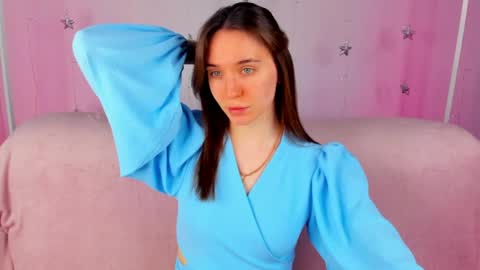 Snapshot of hannavanilla chatting on April 11, 8:51 am Hannavanilla online show from April 11, 8:51 am